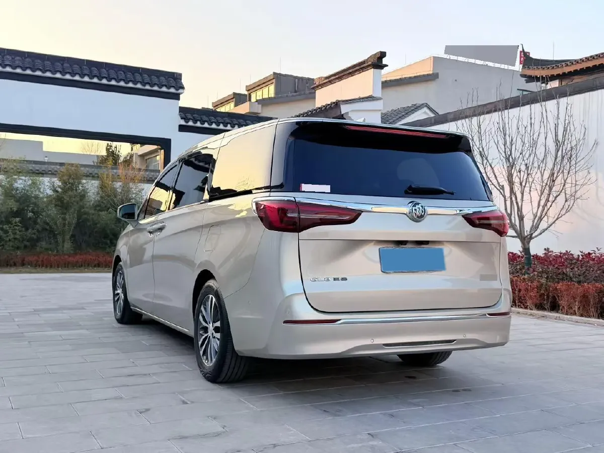 2021 Buick GL8 2.0T 237HP L4 9AT,autocango,china used car exporter,china ev exporter,chinese used car exporter,chinese used ev exporter