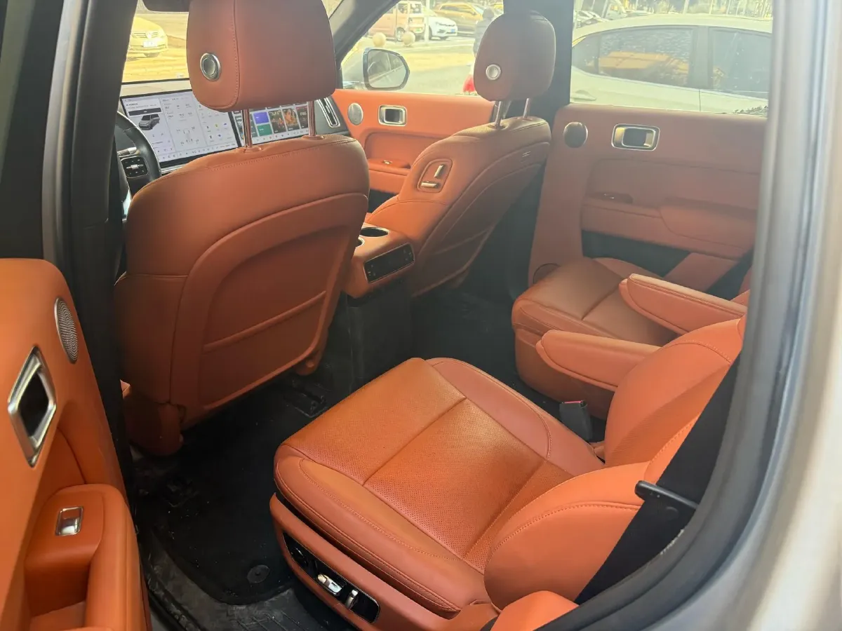 2024 Toyota Granvia 2.5L 189HP L4 E-CVT Hybrid,autocango,china used car exporter,china ev exporter,chinese used car exporter,chinese used ev exporter