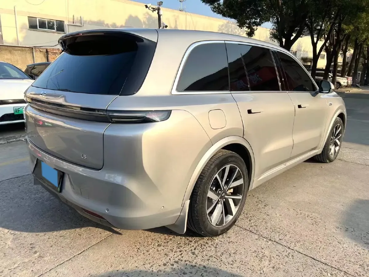 2024 Toyota Granvia 2.5L 189HP L4 E-CVT Hybrid,autocango,china used car exporter,china ev exporter,chinese used car exporter,chinese used ev exporter