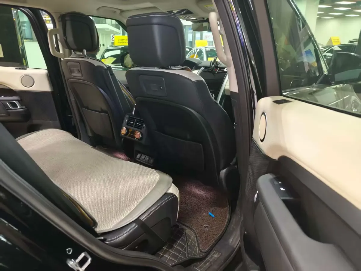 2021 Land Rover Discovery 3.0T 360HP L6 8AT,autocango,china used car exporter,china ev exporter,chinese used car exporter,chinese used ev exporter