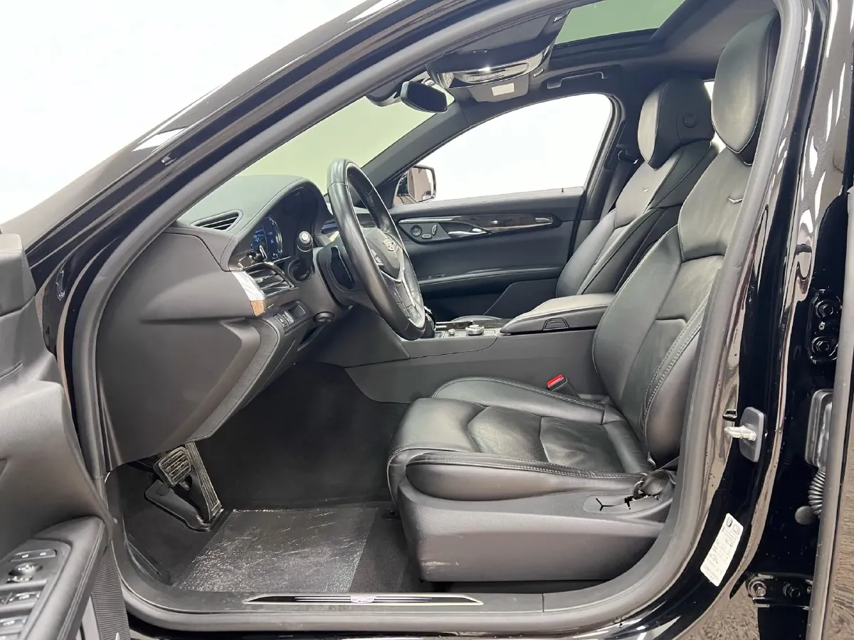 2022 Cadillac CT6 2.0T 237HP L4 10AT,autocango,china used car exporter,china ev exporter,chinese used car exporter,chinese used ev exporter