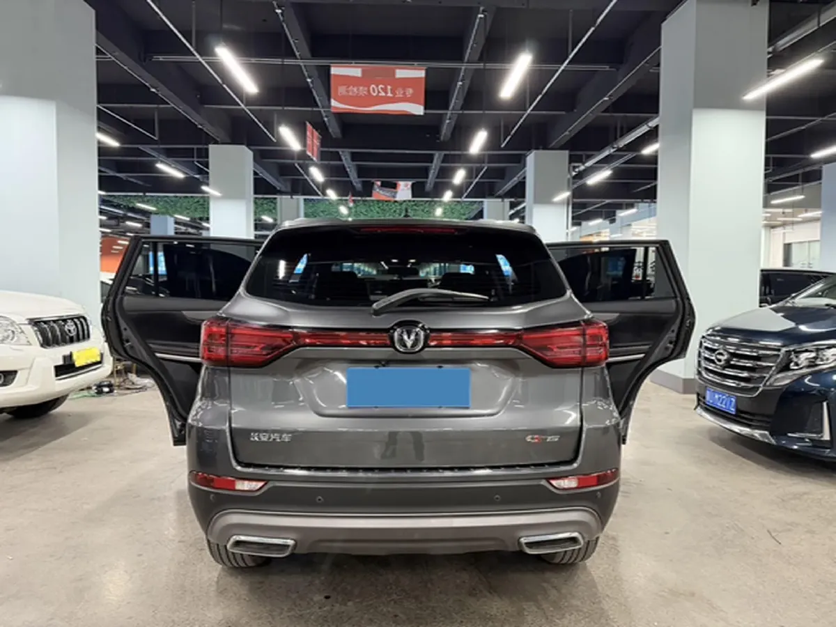 2023 ChangAn CS75 1.5T 188HP L4 7DCT,autocango,china used car exporter,china ev exporter,chinese used car exporter,chinese used ev exporter