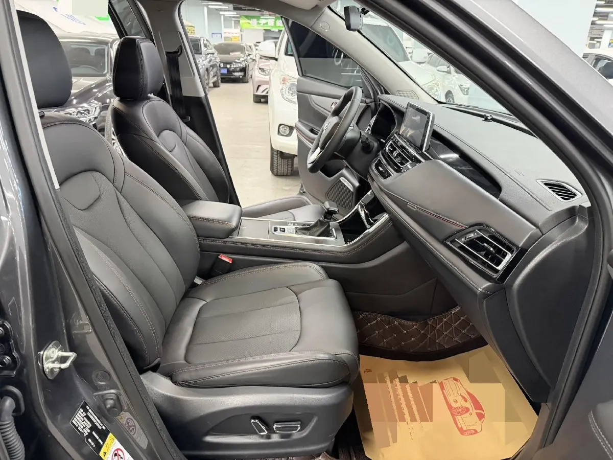 2023 ChangAn CS75 1.5T 188HP L4 7DCT,autocango,china used car exporter,china ev exporter,chinese used car exporter,chinese used ev exporter