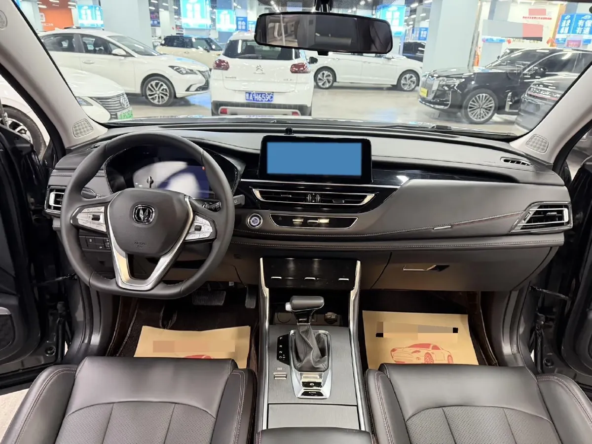 2023 ChangAn CS75 1.5T 188HP L4 7DCT,autocango,china used car exporter,china ev exporter,chinese used car exporter,chinese used ev exporter