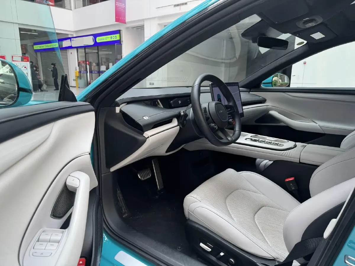 2024 MI SU7 BEV 101KWH,autocango,china used car exporter,china ev exporter,chinese used car exporter,chinese used ev exporter