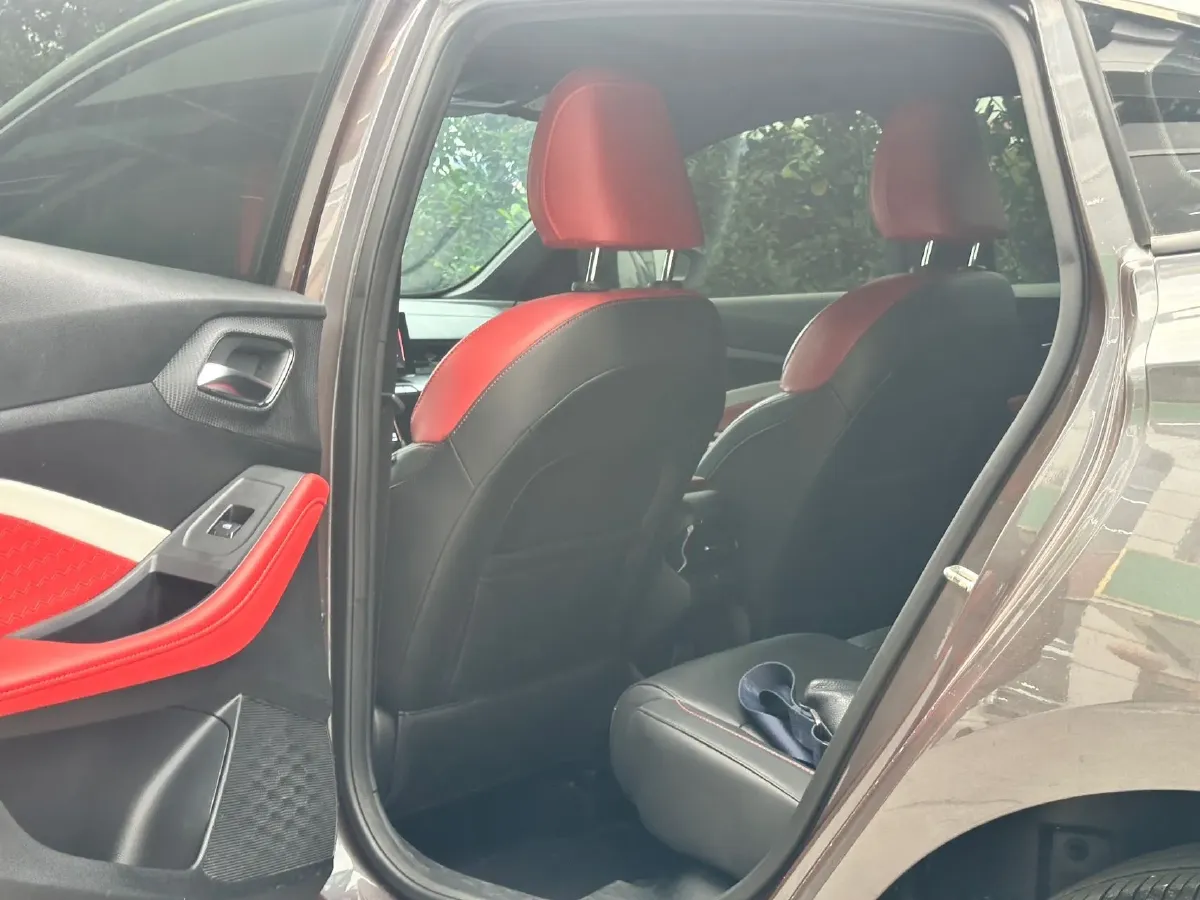 2021 MG 5 1.5L 120HP L4 CVT,autocango,china used car exporter,china ev exporter,chinese used car exporter,chinese used ev exporter