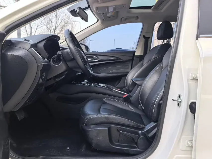 2018 Roewe Ei5 BEV 35KWH,autocango,china used car exporter,china ev exporter,chinese used car exporter,chinese used ev exporter