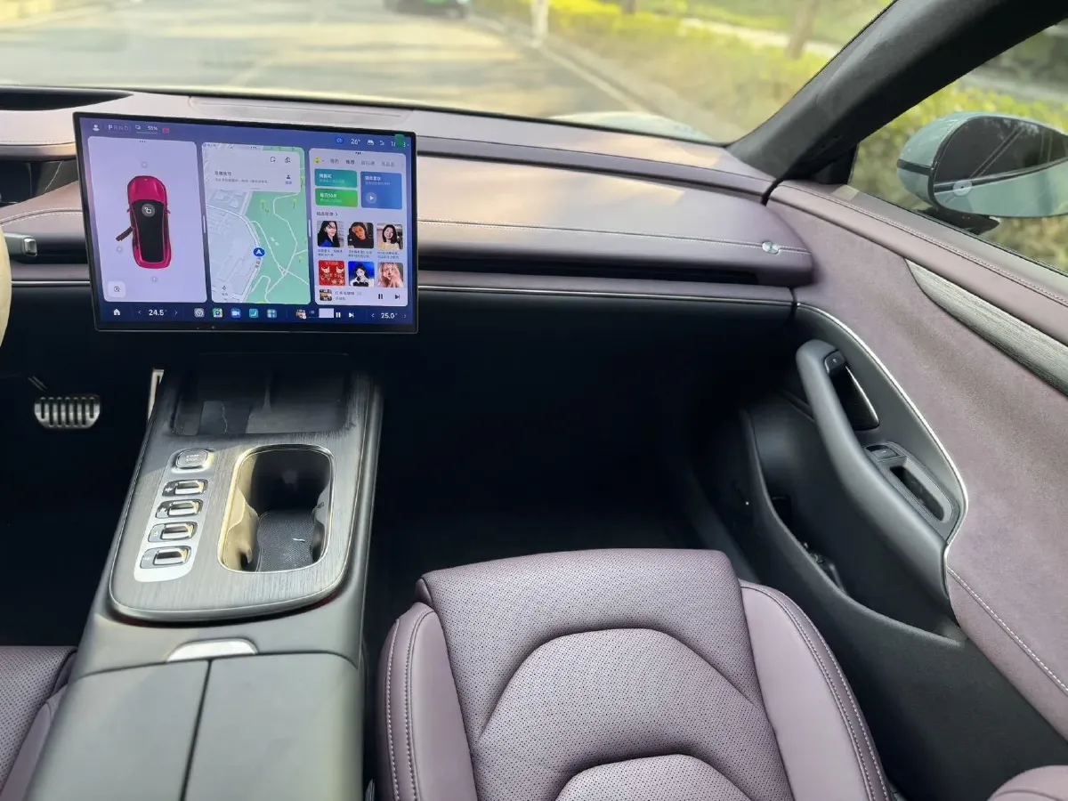 2024 MI SU7 BEV 101KWH,autocango,china used car exporter,china ev exporter,chinese used car exporter,chinese used ev exporter