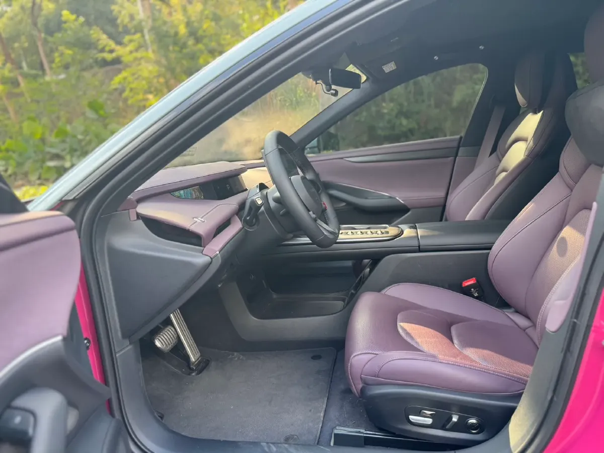 2024 MI SU7 BEV 101KWH,autocango,china used car exporter,china ev exporter,chinese used car exporter,chinese used ev exporter