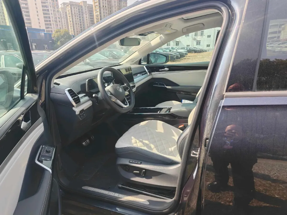 2021 Volkswagen ID.6 Crozz BEV 84.8KWH,autocango,china used car exporter,china ev exporter,chinese used car exporter,chinese used ev exporter