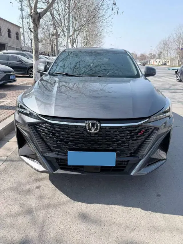 2024 ChangAn X5 PLUS 1.5T 188HP L4 7DCT,autocango,china used car exporter,china ev exporter,chinese used car exporter,chinese used ev exporter