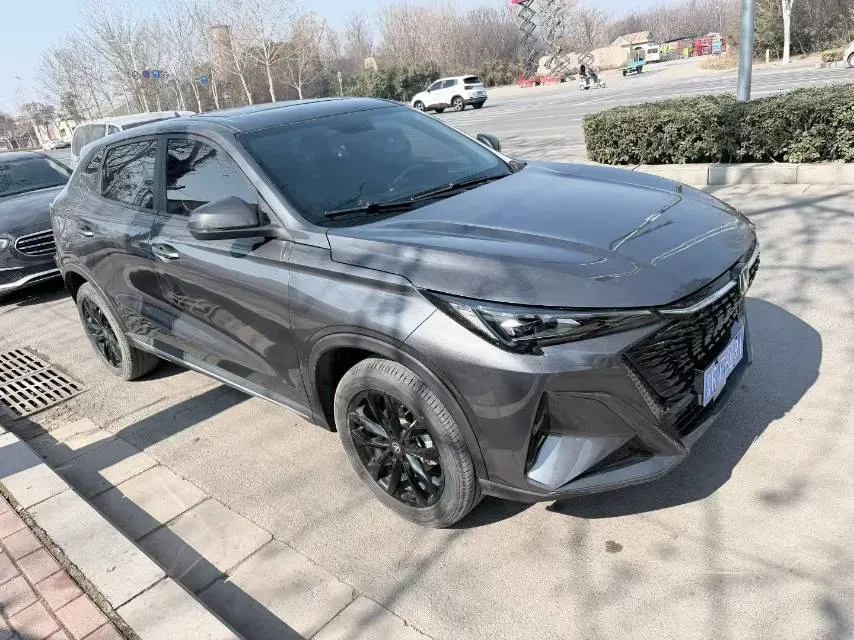 2024 ChangAn X5 PLUS 1.5T 188HP L4 7DCT,autocango,china used car exporter,china ev exporter,chinese used car exporter,chinese used ev exporter