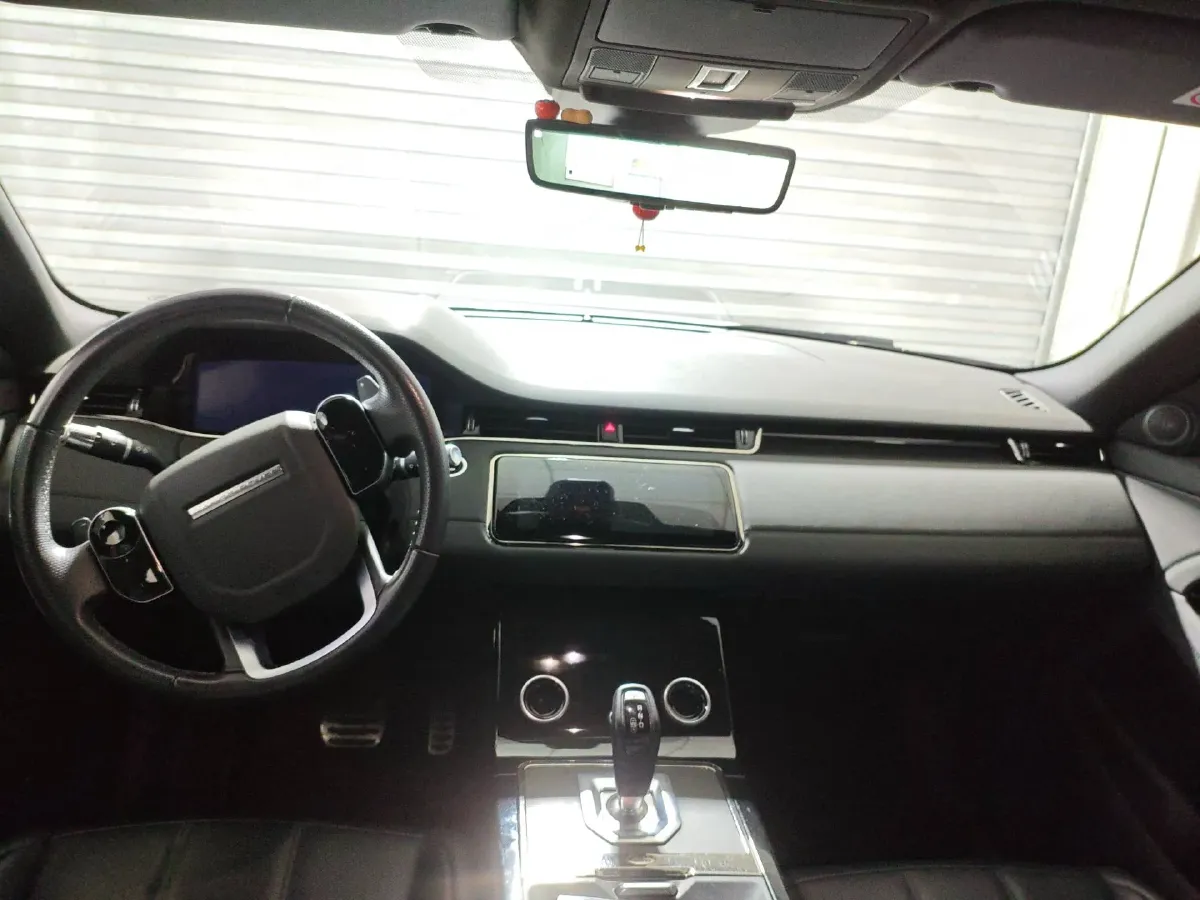 2020 Land Rover Range Rover Evoque 2.0T 249HP L4 9AT,autocango,china used car exporter,china ev exporter,chinese used car exporter,chinese used ev exporter