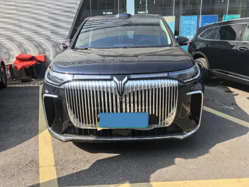 2026 Voyah Dream 1.5T 150HP L4 PHEV,autocango,china used car exporter,china ev exporter,chinese used car exporter,chinese used ev exporter