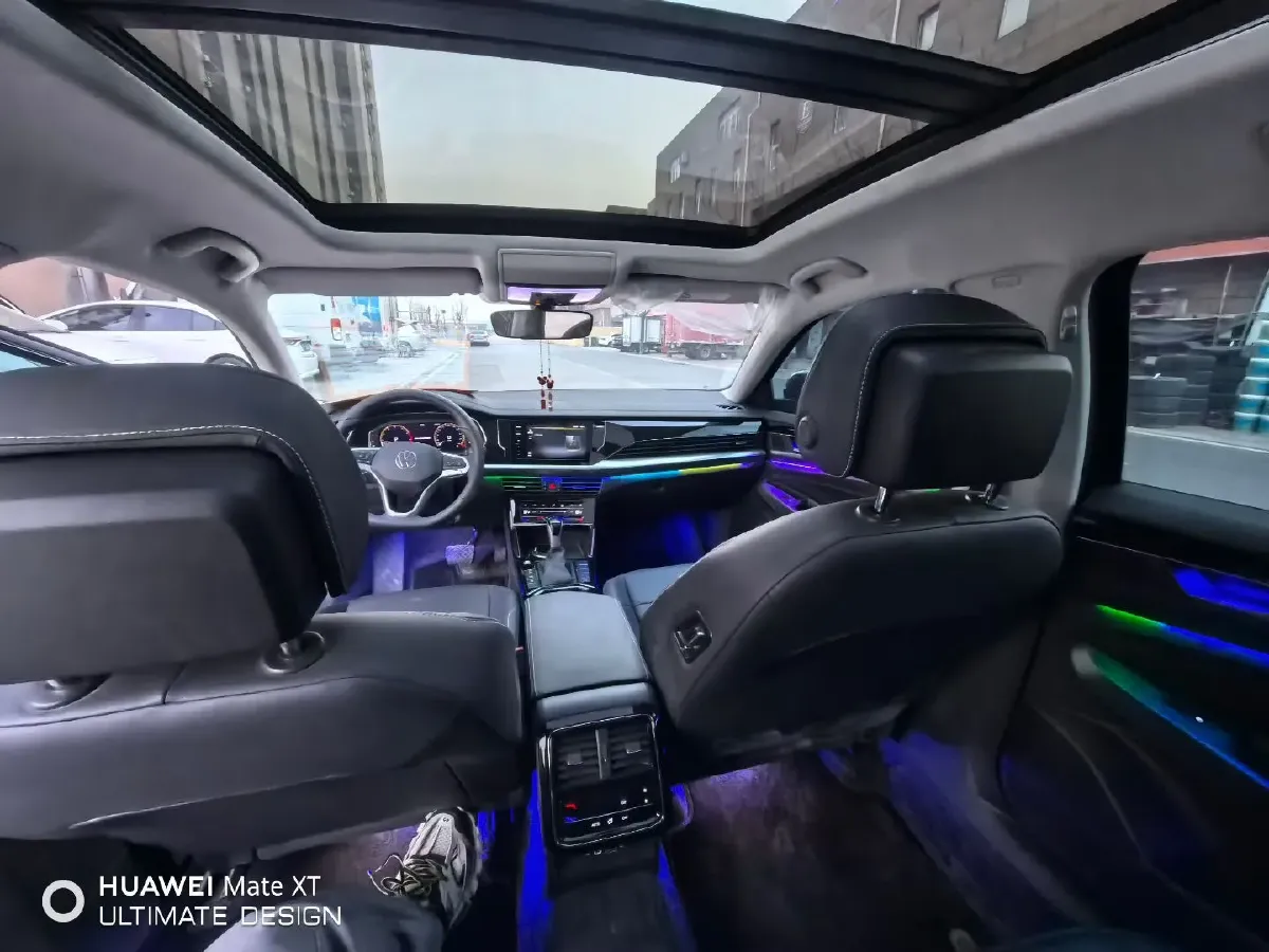 2025 Volkswagen Passat 2.0T 220HP L4 7DCT,autocango,china used car exporter,china ev exporter,chinese used car exporter,chinese used ev exporter