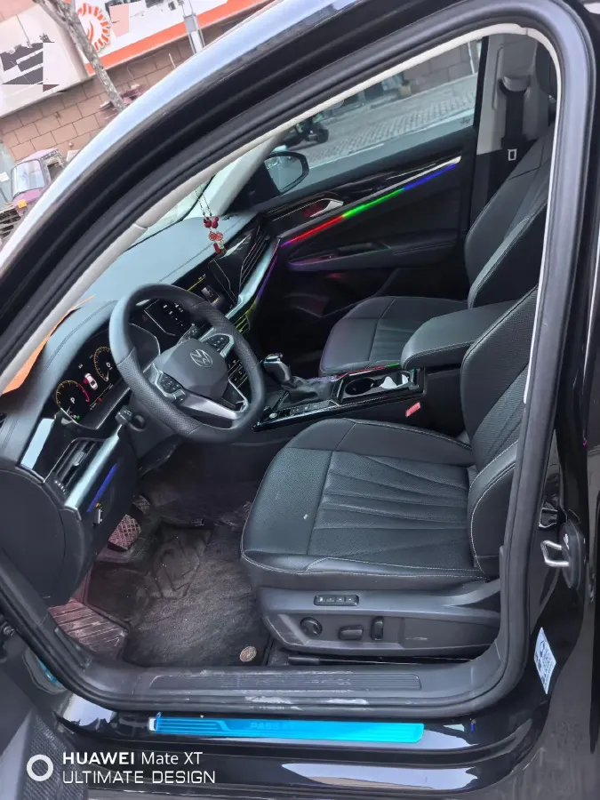 2025 Volkswagen Passat 2.0T 220HP L4 7DCT,autocango,china used car exporter,china ev exporter,chinese used car exporter,chinese used ev exporter