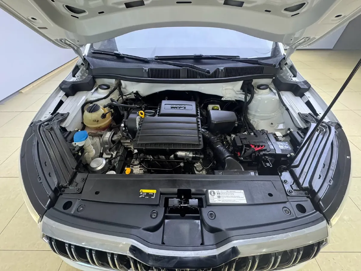 2021 Skoda Kamiq 1.5L 112HP L4 6AT,autocango,china used car exporter,china ev exporter,chinese used car exporter,chinese used ev exporter