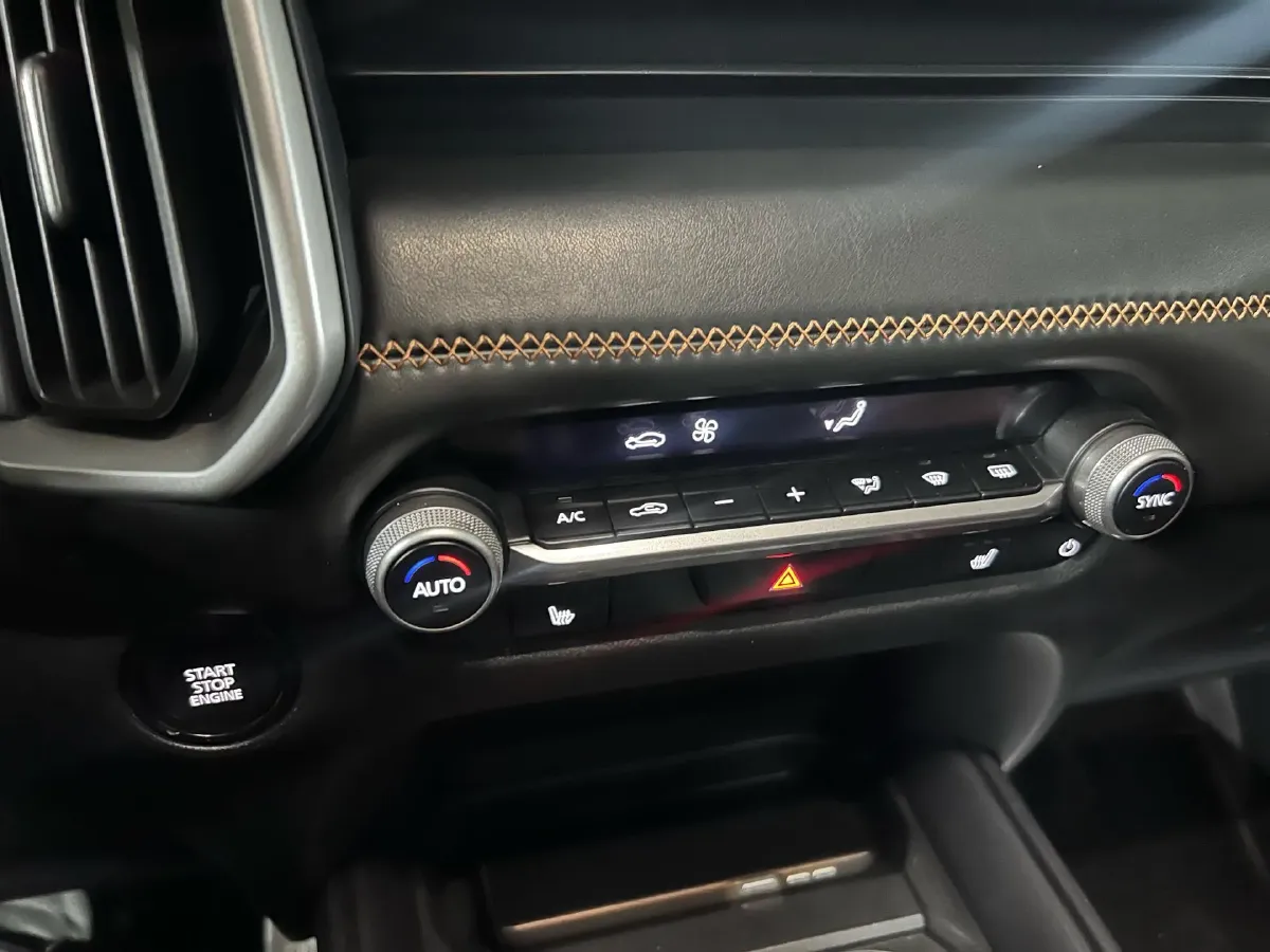 2023 Mazda CX-50 2.0L 155HP L4 6AT,autocango,china used car exporter,china ev exporter,chinese used car exporter,chinese used ev exporter