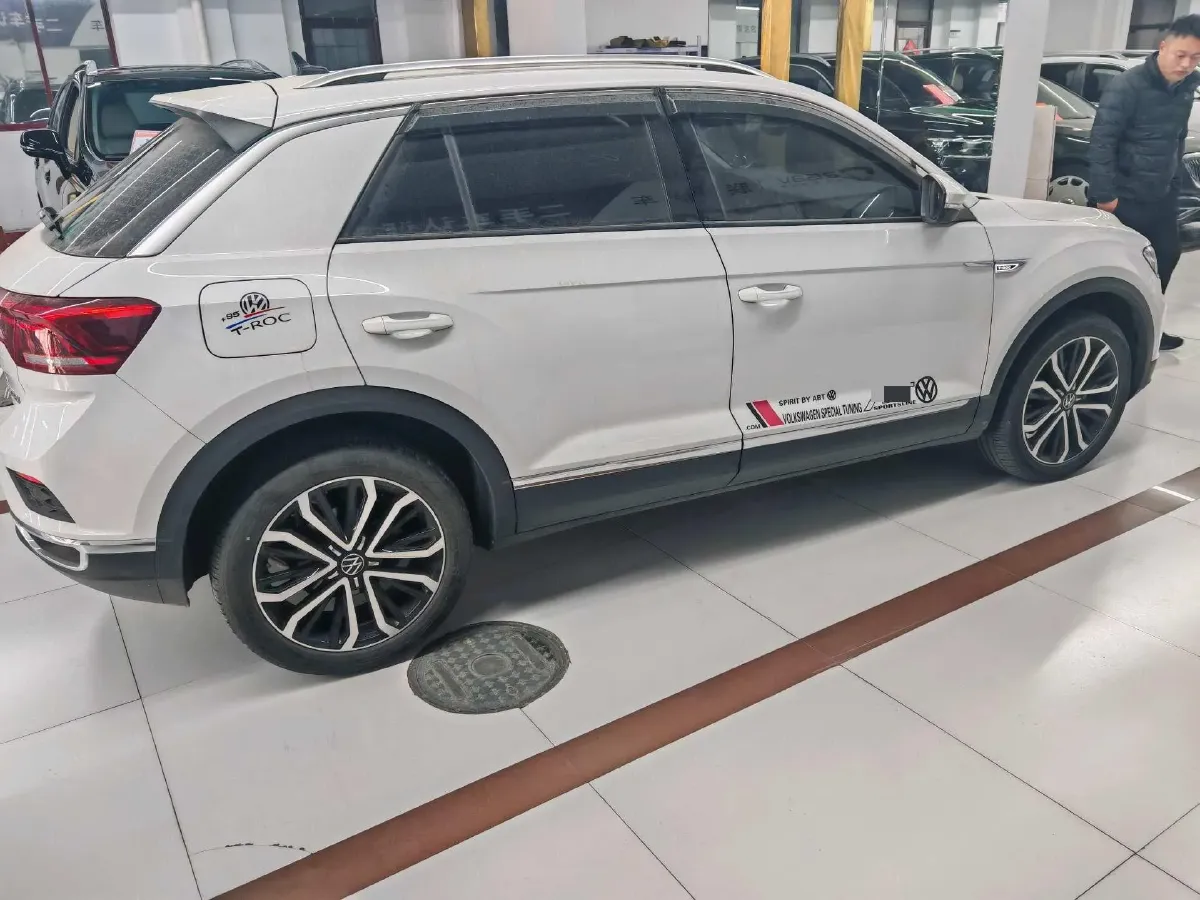 2021 Volkswagen T-Roc 1.4T 150HP L4 7DCT,autocango,china used car exporter,china ev exporter,chinese used car exporter,chinese used ev exporter