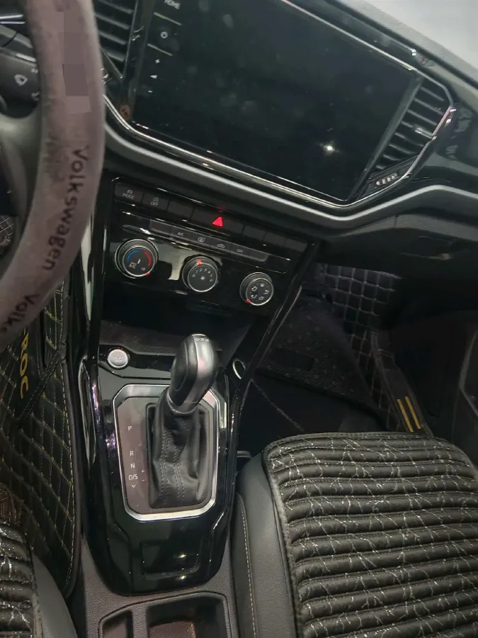 2021 Volkswagen T-Roc 1.4T 150HP L4 7DCT,autocango,china used car exporter,china ev exporter,chinese used car exporter,chinese used ev exporter