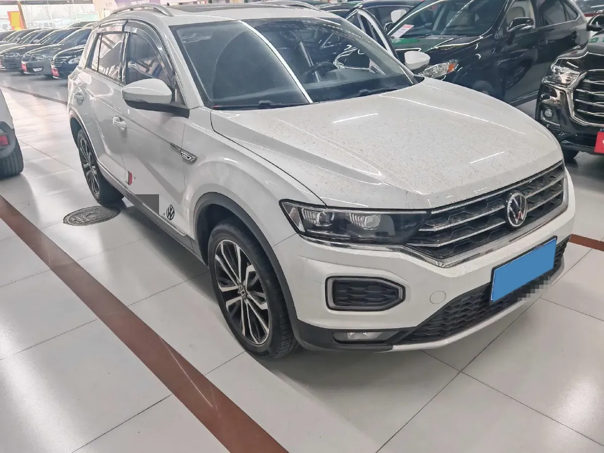 2021 Volkswagen T-Roc 1.4T 150HP L4 7DCT,autocango,china used car exporter,china ev exporter,chinese used car exporter,chinese used ev exporter