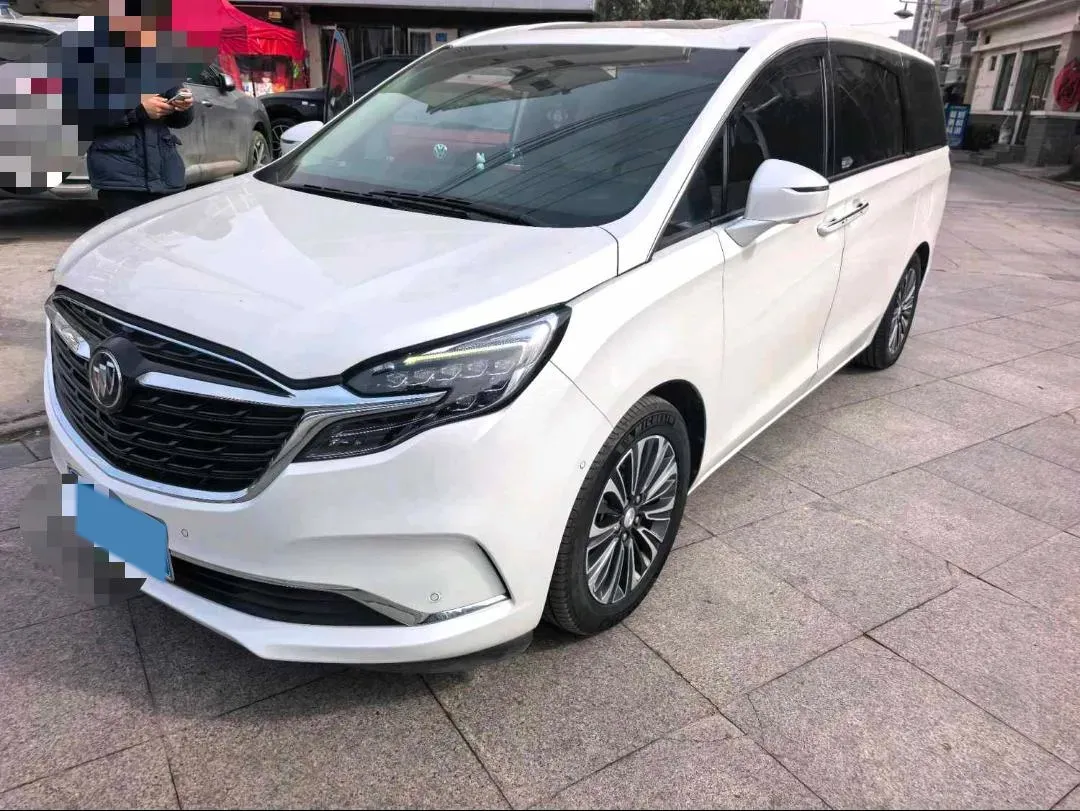 2022 Buick GL8 2.0T 237HP L4 9AT,autocango,china used car exporter,china ev exporter,chinese used car exporter,chinese used ev exporter