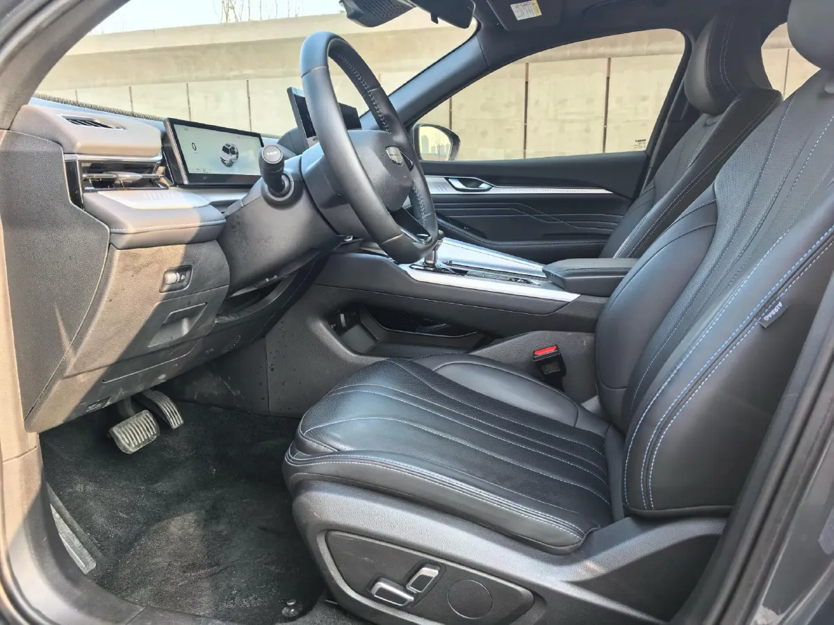 2025 Geely Preface 1.5T 181HP L4 7DCT,autocango,china used car exporter,china ev exporter,chinese used car exporter,chinese used ev exporter