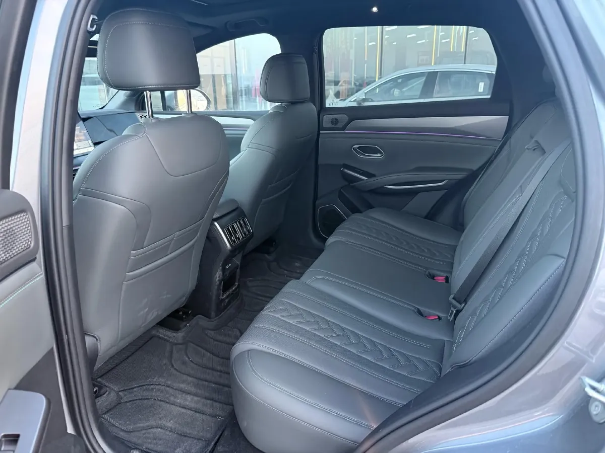 2025 BYD SongL DM-i 1.5L 101HP L4 E-CVT PHEV 26.6KWH,autocango,china used car exporter,china ev exporter,chinese used car exporter,chinese used ev exporter