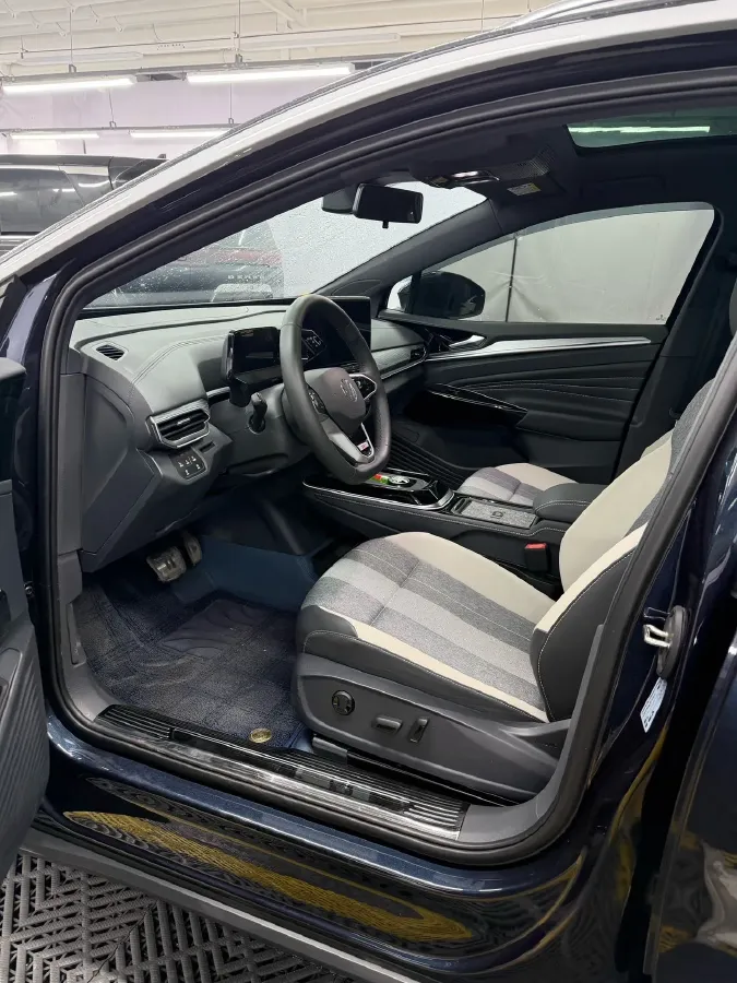 2024 Volkswagen ID.4 Crozz BEV 55.7KWH,autocango,china used car exporter,china ev exporter,chinese used car exporter,chinese used ev exporter