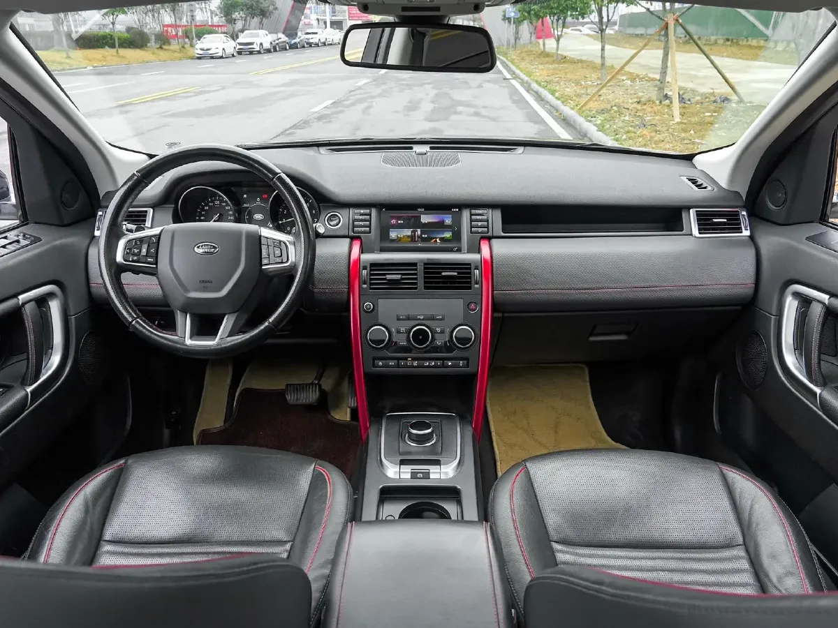 2019 Land Rover Discovery Sport 2.0T 241HP L4 9AT,autocango,china used car exporter,china ev exporter,chinese used car exporter,chinese used ev exporter