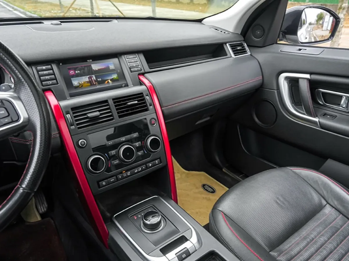 2019 Land Rover Discovery Sport 2.0T 241HP L4 9AT,autocango,china used car exporter,china ev exporter,chinese used car exporter,chinese used ev exporter