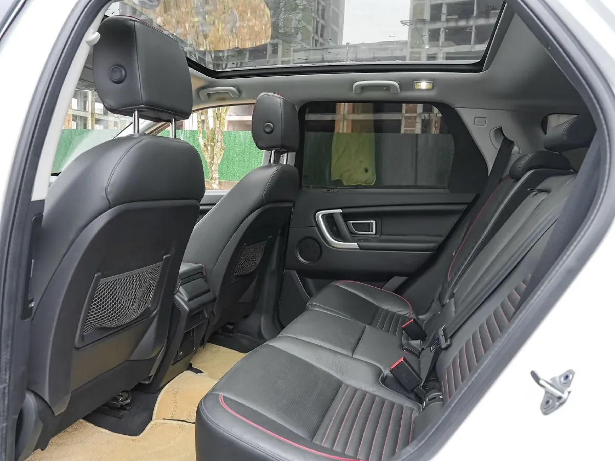 2019 Land Rover Discovery Sport 2.0T 241HP L4 9AT,autocango,china used car exporter,china ev exporter,chinese used car exporter,chinese used ev exporter