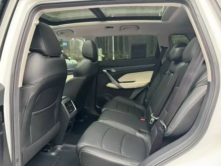 2022 Geely Azkarra 1.8T 184HP L4 7DCT,autocango,china used car exporter,china ev exporter,chinese used car exporter,chinese used ev exporter