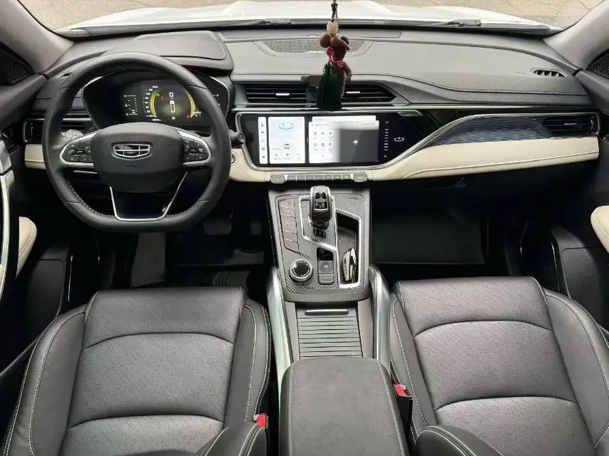 2022 Geely Azkarra 1.8T 184HP L4 7DCT,autocango,china used car exporter,china ev exporter,chinese used car exporter,chinese used ev exporter