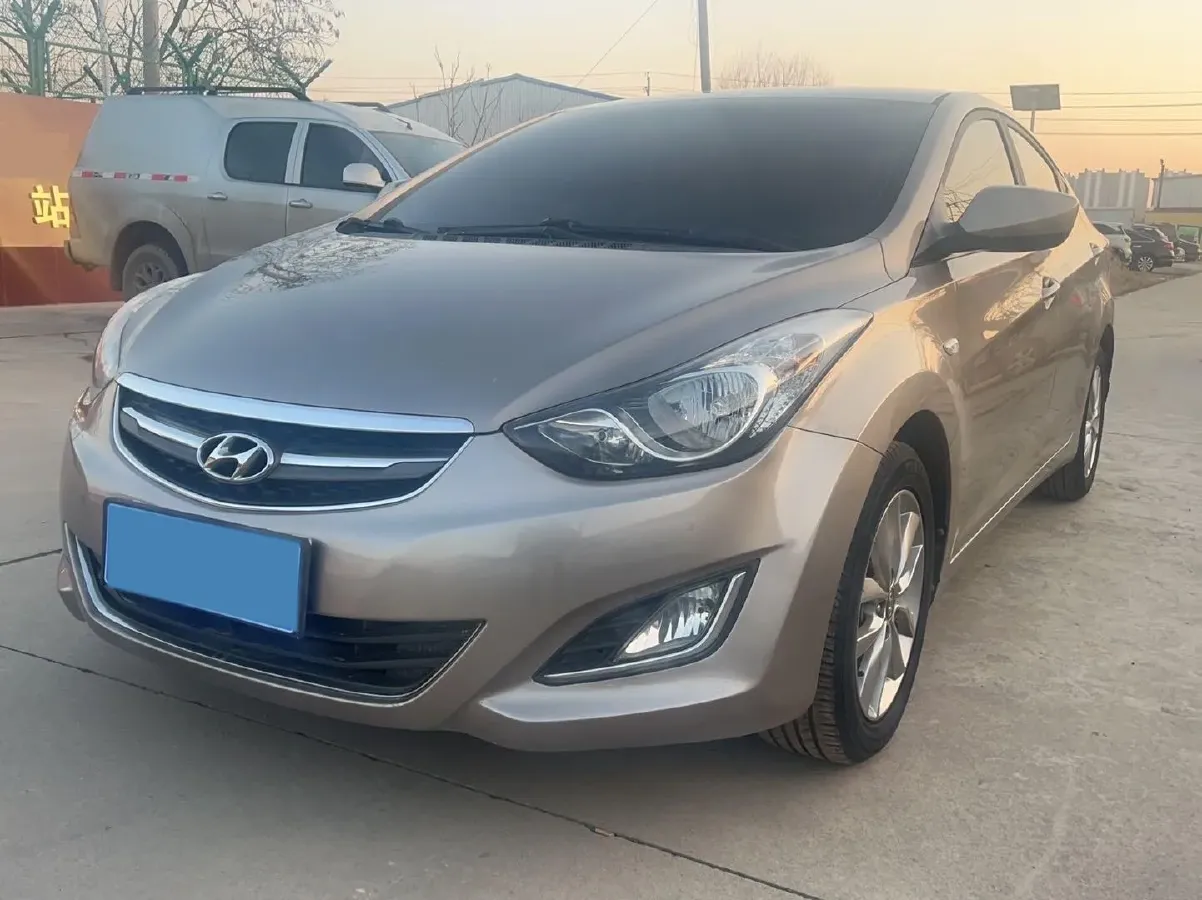 2015 Hyundai Elantra 1.6L 128HP L4 6MT,autocango,china used car exporter,china ev exporter,chinese used car exporter,chinese used ev exporter