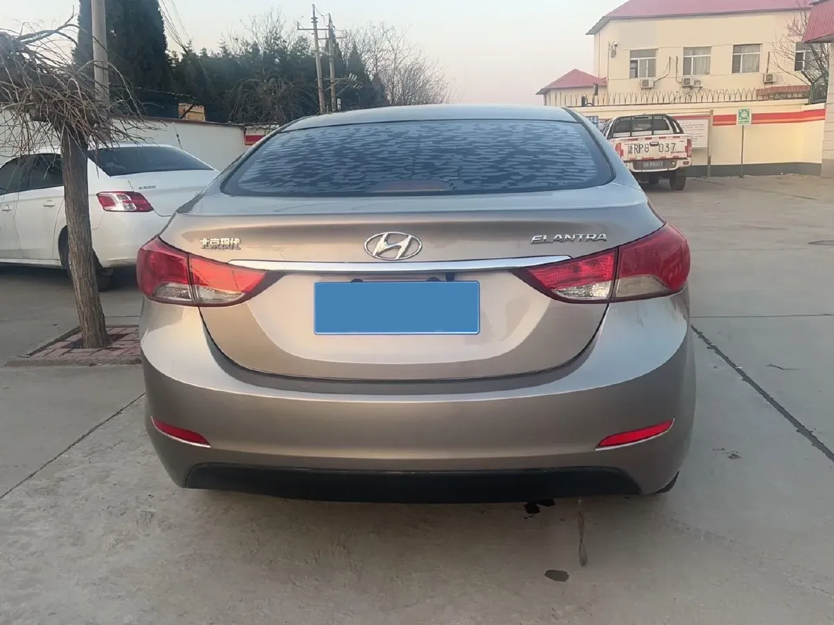 2015 Hyundai Elantra 1.6L 128HP L4 6MT,autocango,china used car exporter,china ev exporter,chinese used car exporter,chinese used ev exporter