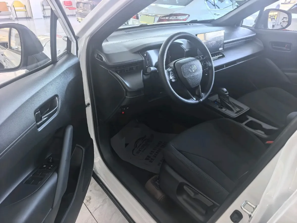 2026 Toyota Corolla Cross 2.0L 171HP L4 CVT,autocango,china used car exporter,china ev exporter,chinese used car exporter,chinese used ev exporter
