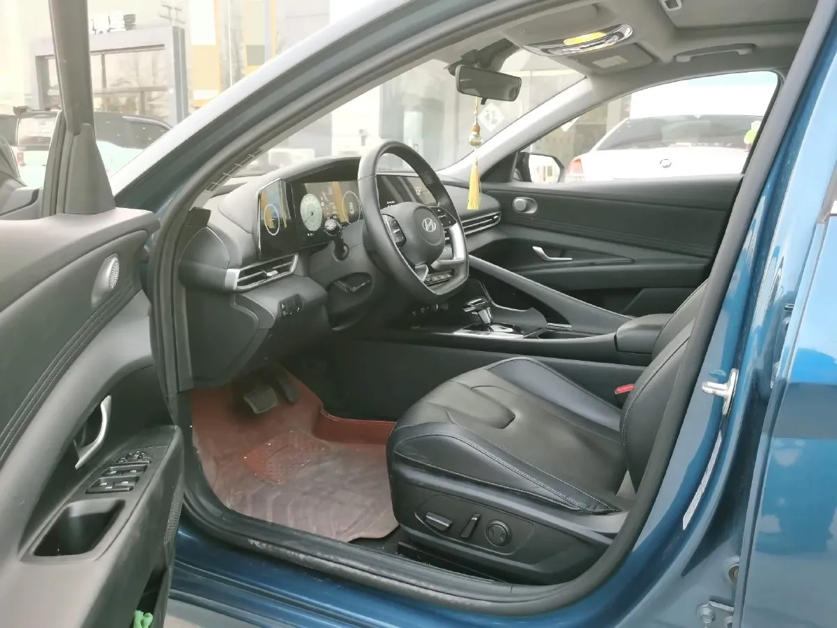 2023 Hyundai Elantra 1.5L 115HP L4 CVT,autocango,china used car exporter,china ev exporter,chinese used car exporter,chinese used ev exporter