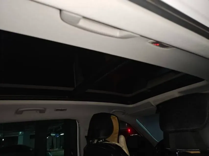 2021 Skoda Kodiak 2.0T 186HP L4 7DCT,autocango,china used car exporter,china ev exporter,chinese used car exporter,chinese used ev exporter