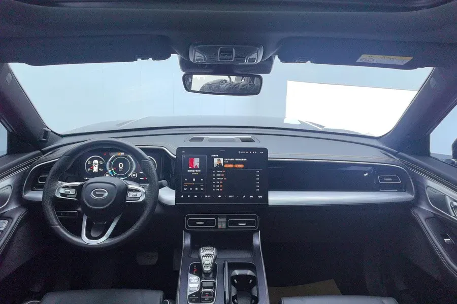 2022 GAC Trumpchi GS8 2.0T 252HP L4 8AT,autocango,china used car exporter,china ev exporter,chinese used car exporter,chinese used ev exporter