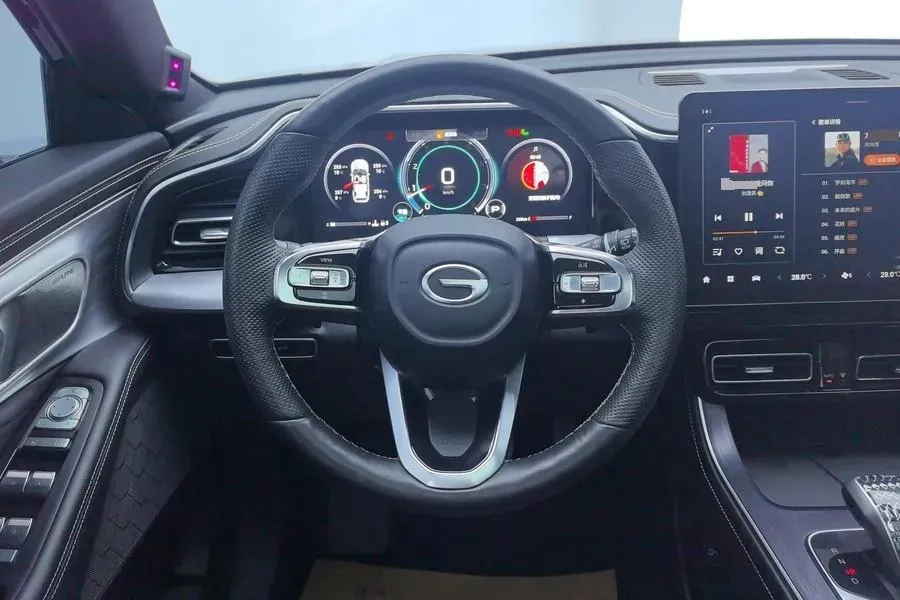 2022 GAC Trumpchi GS8 2.0T 252HP L4 8AT,autocango,china used car exporter,china ev exporter,chinese used car exporter,chinese used ev exporter