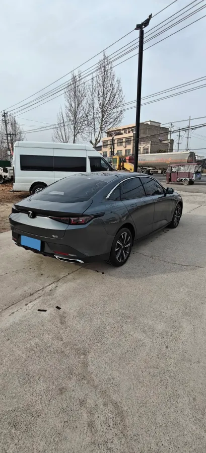 2024 ChangAn Eado 1.5T 170HP L4 7DCT,autocango,china used car exporter,china ev exporter,chinese used car exporter,chinese used ev exporter