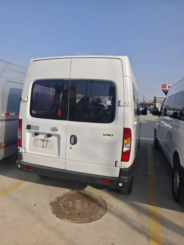 2020 MAXUS XinTu V80 2.5T 136HP L4 6MT,autocango,china used car exporter,china ev exporter,chinese used car exporter,chinese used ev exporter