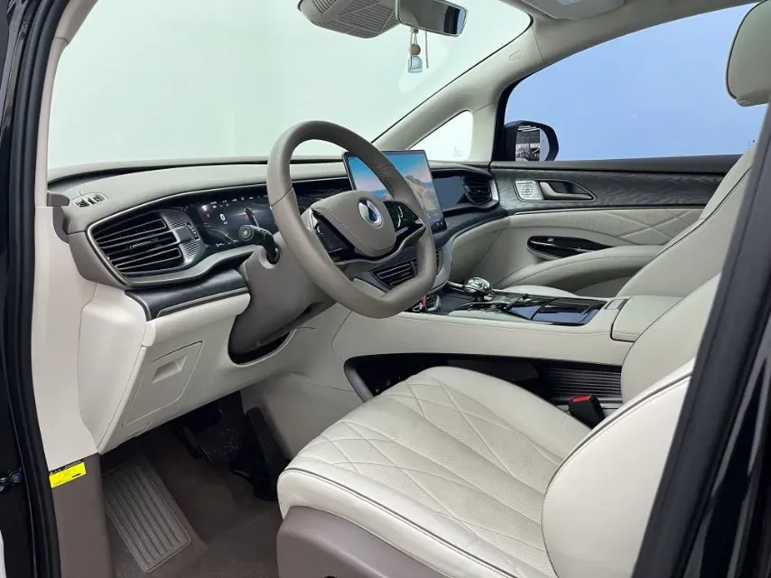 2022 HongQi HS7 3.0T 337HP V6 8AT,autocango,china used car exporter,china ev exporter,chinese used car exporter,chinese used ev exporter