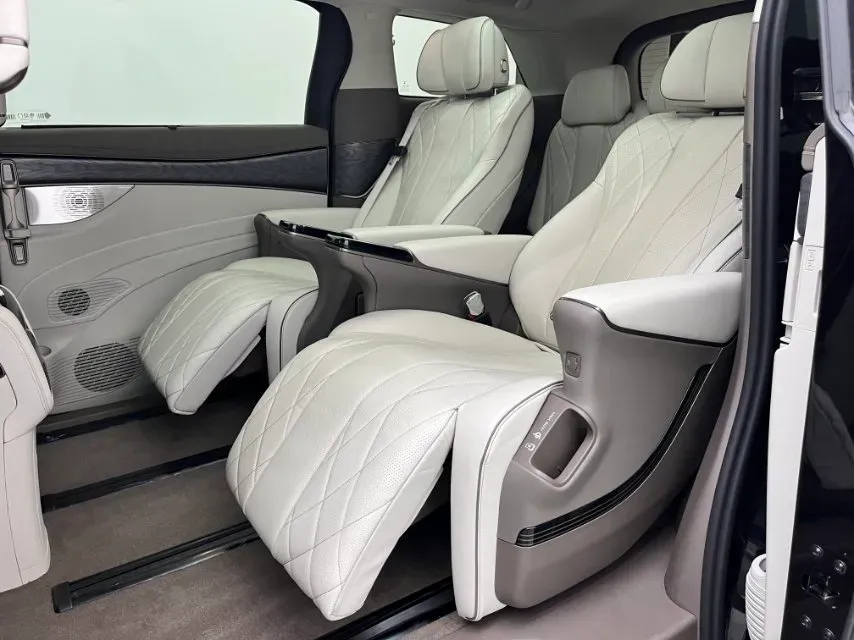 2022 HongQi HS7 3.0T 337HP V6 8AT,autocango,china used car exporter,china ev exporter,chinese used car exporter,chinese used ev exporter