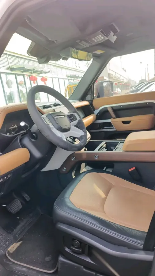 2024 Land Rover Defender 3.0T 400HP L6 8AT,autocango,china used car exporter,china ev exporter,chinese used car exporter,chinese used ev exporter