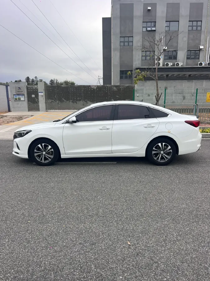 2020 ChangAn Eado 1.4T 158HP L4 7DCT,autocango,china used car exporter,china ev exporter,chinese used car exporter,chinese used ev exporter