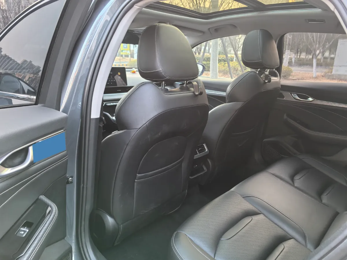 2021 Geely Preface 2.0T 190HP L4 7DCT,autocango,china used car exporter,china ev exporter,chinese used car exporter,chinese used ev exporter