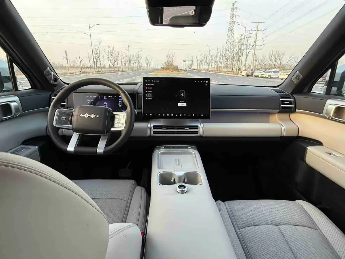 2025 FangChengBao Tai 7 1.5T 156HP L4 E-CVT PHEV,autocango,china used car exporter,china ev exporter,chinese used car exporter,chinese used ev exporter