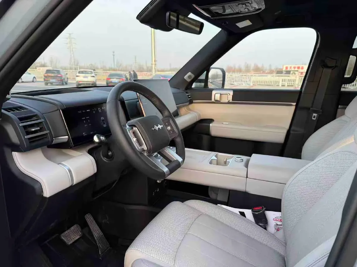 2025 FangChengBao Tai 7 1.5T 156HP L4 E-CVT PHEV,autocango,china used car exporter,china ev exporter,chinese used car exporter,chinese used ev exporter